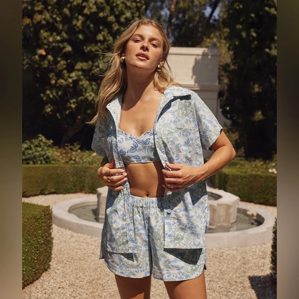 Summersalt The Poolside Poplin Button-Down Shirt size M - Picture 1 of 10